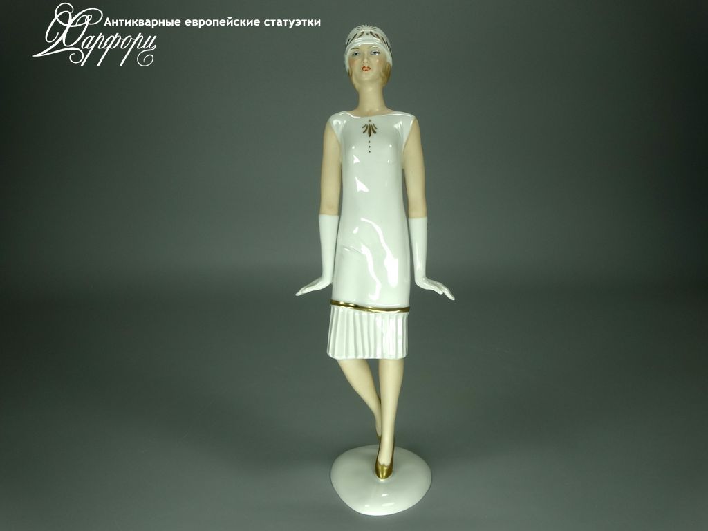 Купить фарфоровую статуэтку Wallendorf Девушка Ар-Деко